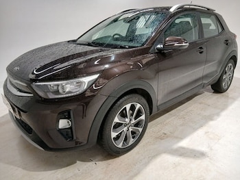 Used Kia Stonic 2018 for sale - 78153873: Photo