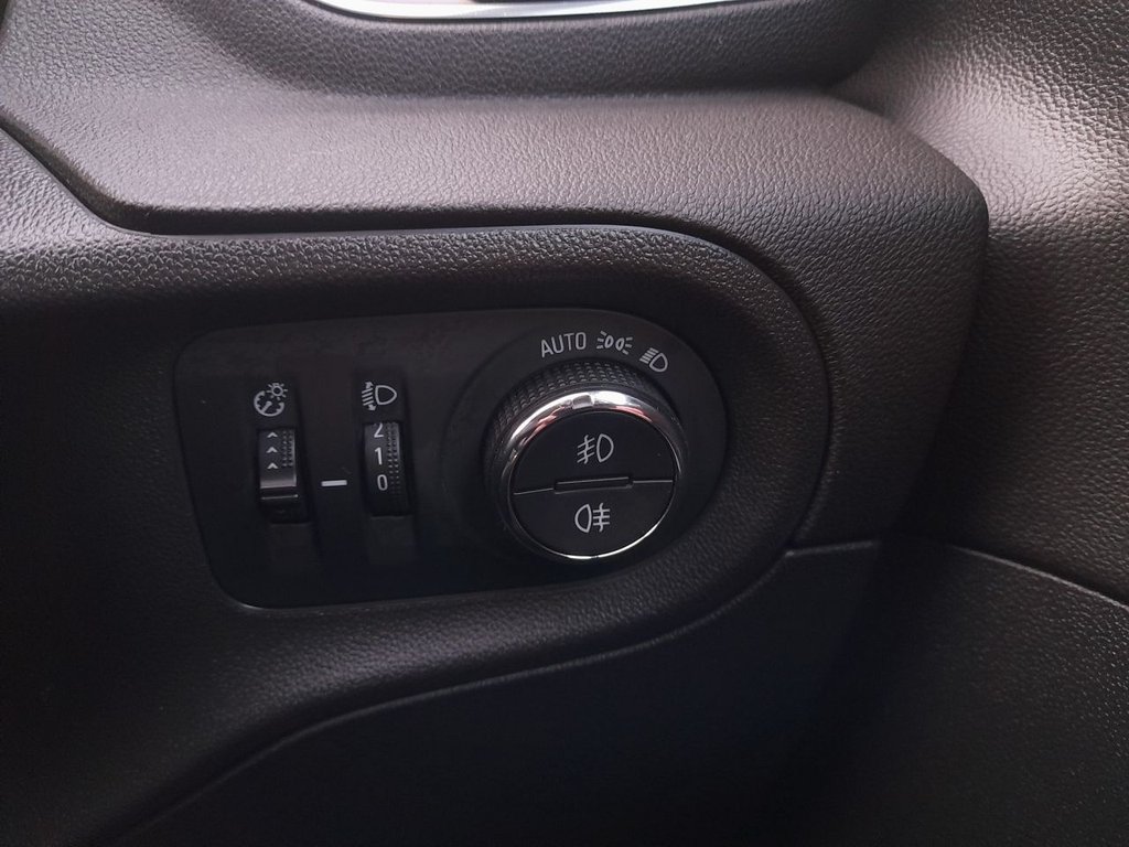 Used Vauxhall Grandland X 2018 for sale - 77005408: Photo 19