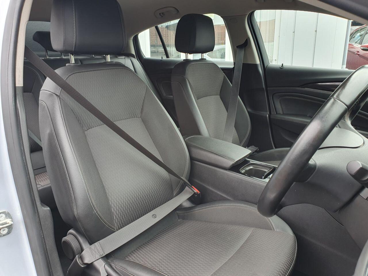 Used Vauxhall Insignia 2017 for sale - 76137592: Photo 13