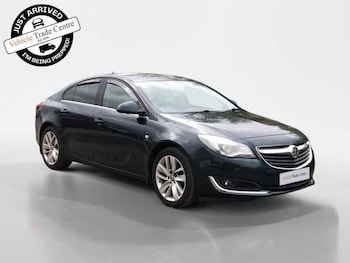 Vauxhall - Insignia