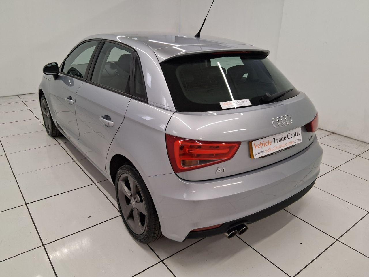 Used Audi A1 for sale - 76657580: Photo 4