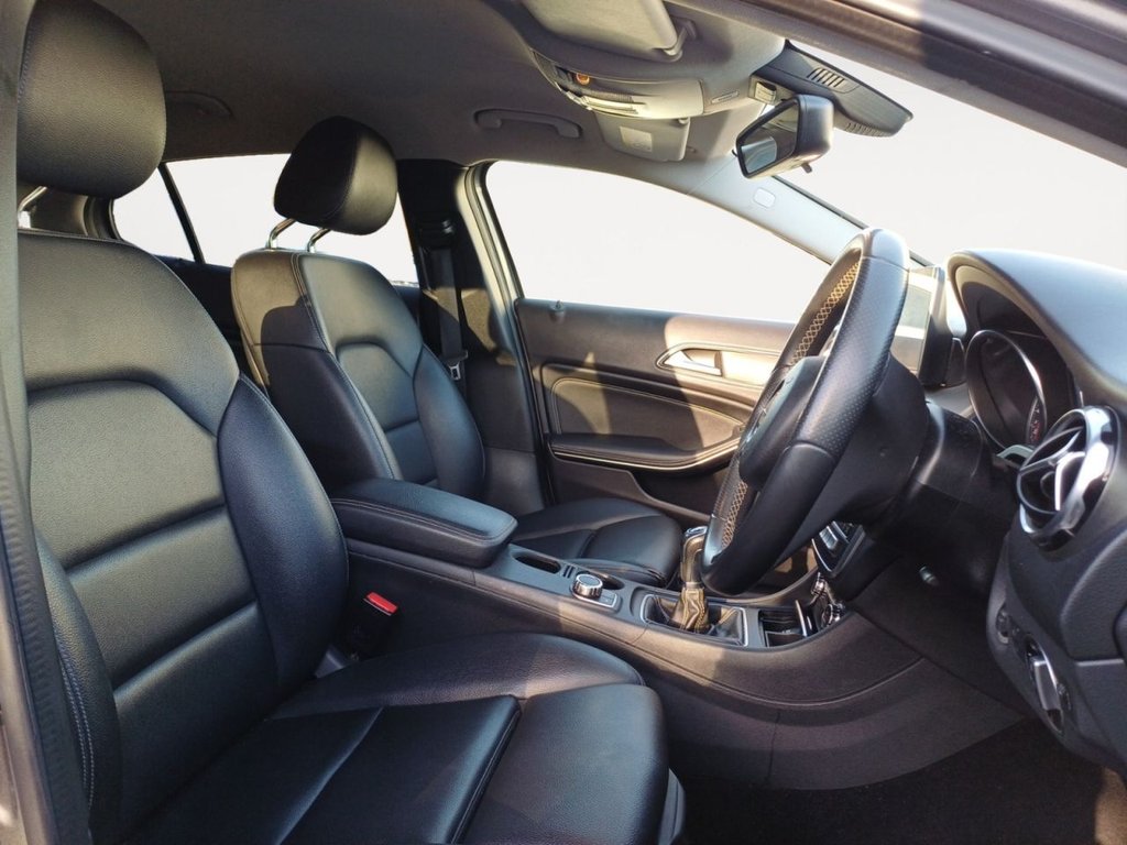 Used Mercedes-Benz GLA 2018 for sale - 77880289: Photo 3