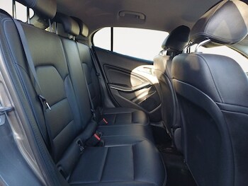 Used Mercedes-Benz GLA 2018 for sale - 77880289: Photo