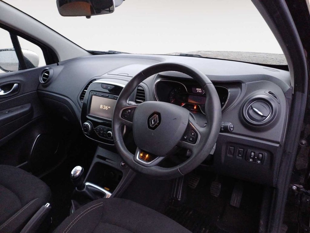 Used Renault Captur 2018 for sale - 77632070: Photo 3