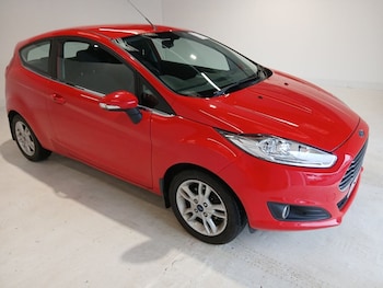 Used Ford Fiesta 2015 for sale - 78631900: Photo