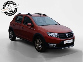 Used Dacia Sandero Stepway 2015 for sale - 79089417: Photo
