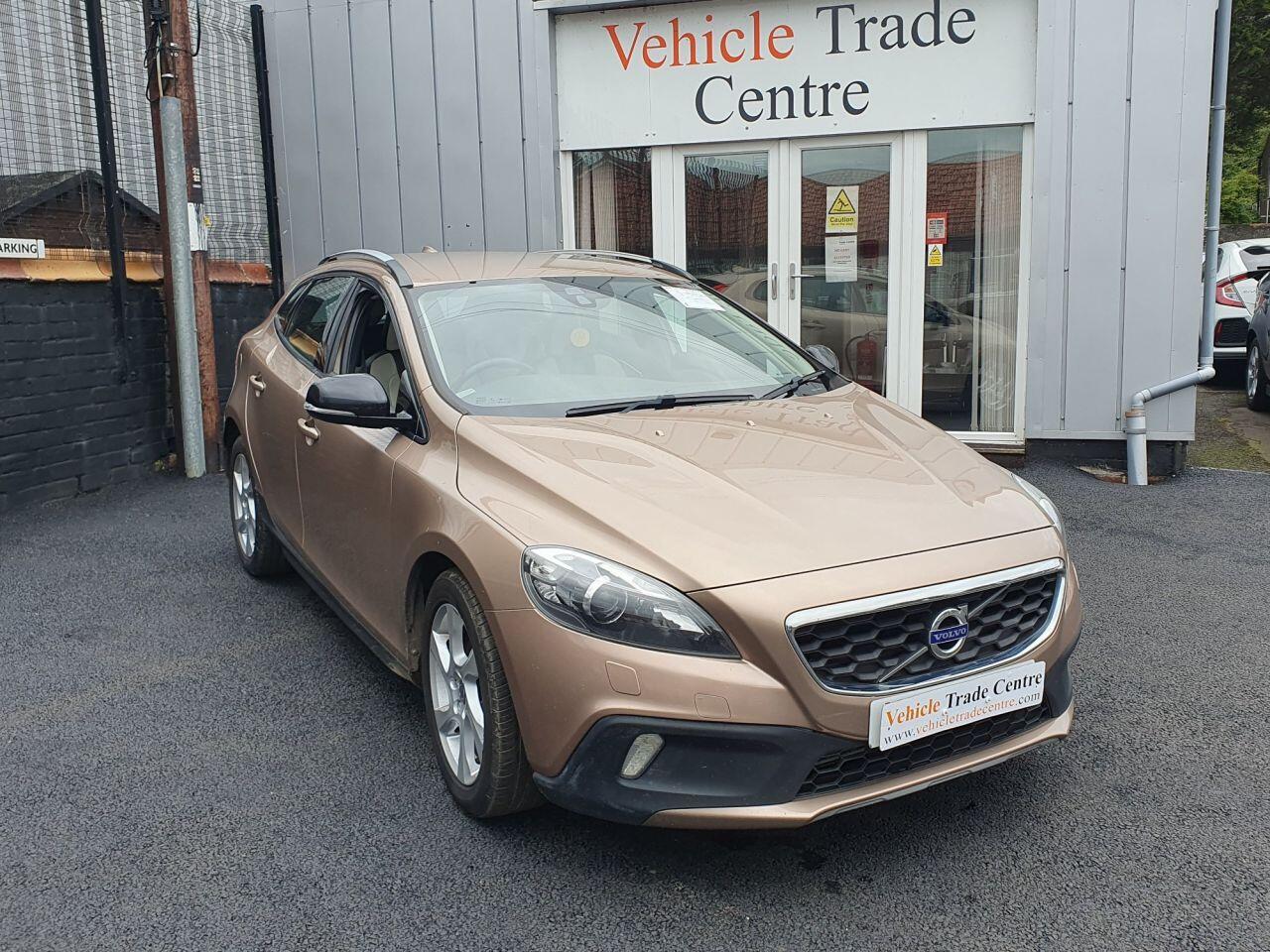 Used Volvo V40 Cross Country 2014 for sale - 76138024: Photo 1