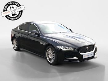 Used Jaguar XE 2016 for sale - 76472941: Photo