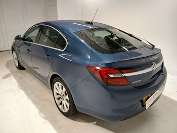 Used Vauxhall Insignia 2016 for sale - 77692536: Photo