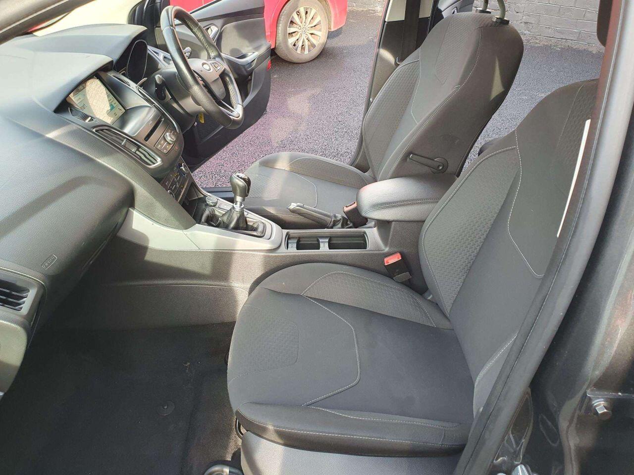 Used Ford Focus 2017 for sale - 76136051: Photo 20