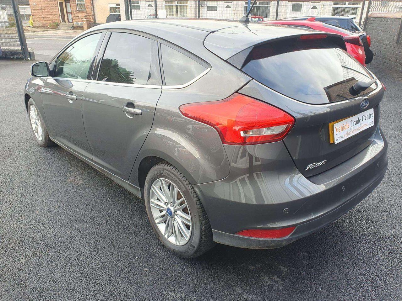 Used Ford Focus 2017 for sale - 76136051: Photo 4