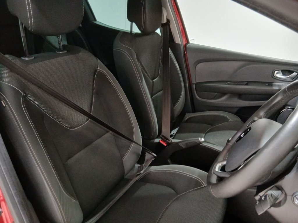 Used Renault Clio 2018 for sale - 77935958: Photo 13