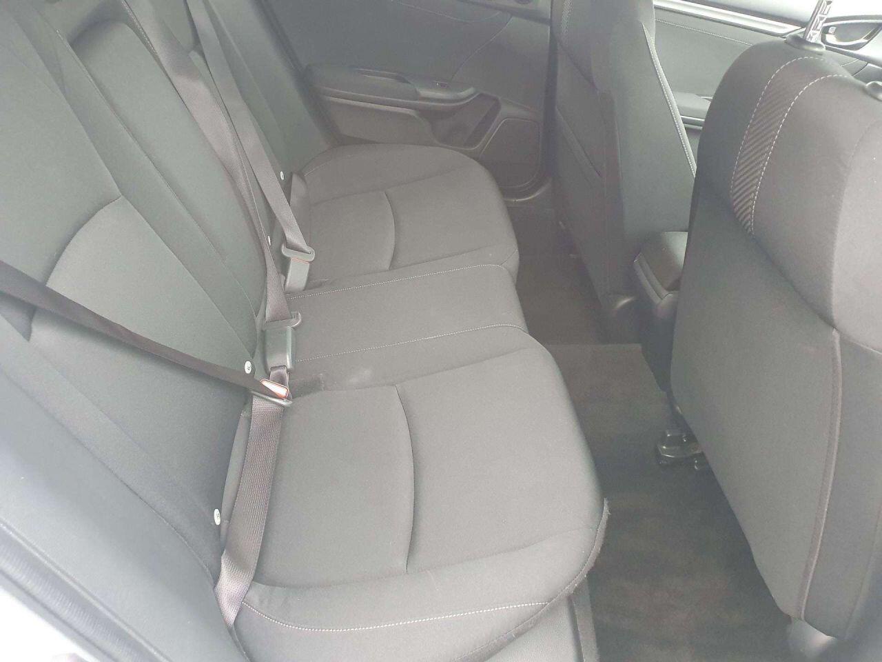 Used Honda Civic 2017 for sale - 76151110: Photo 14