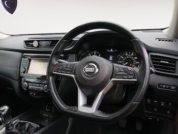 Used Nissan X-Trail 2017 for sale - 78425958: Photo