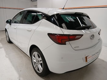 Used Vauxhall Astra 2018 for sale - 78693966: Photo