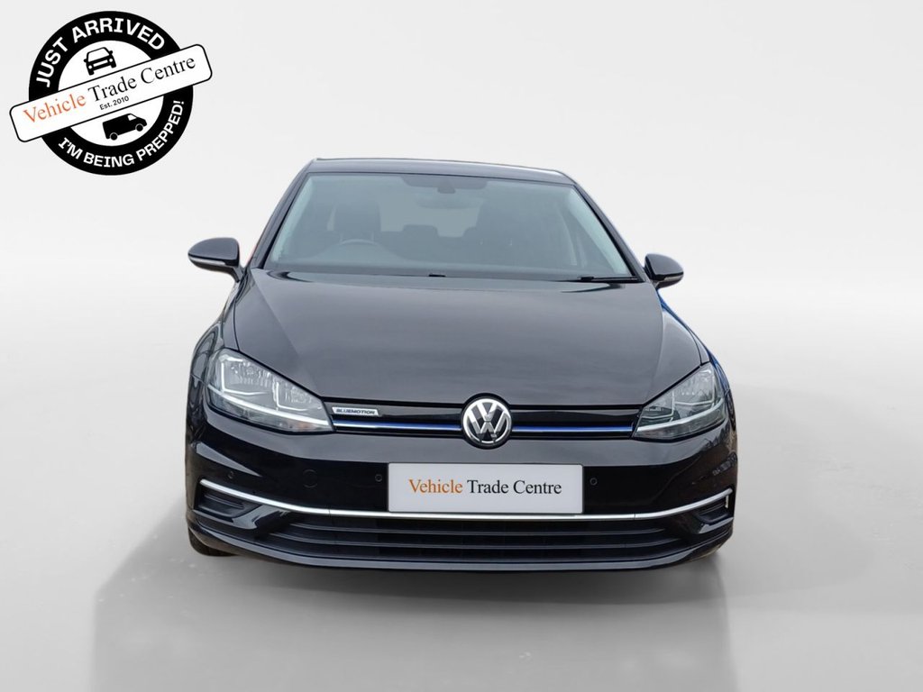 Used Volkswagen Golf 2018 for sale - 78030359: Photo 2
