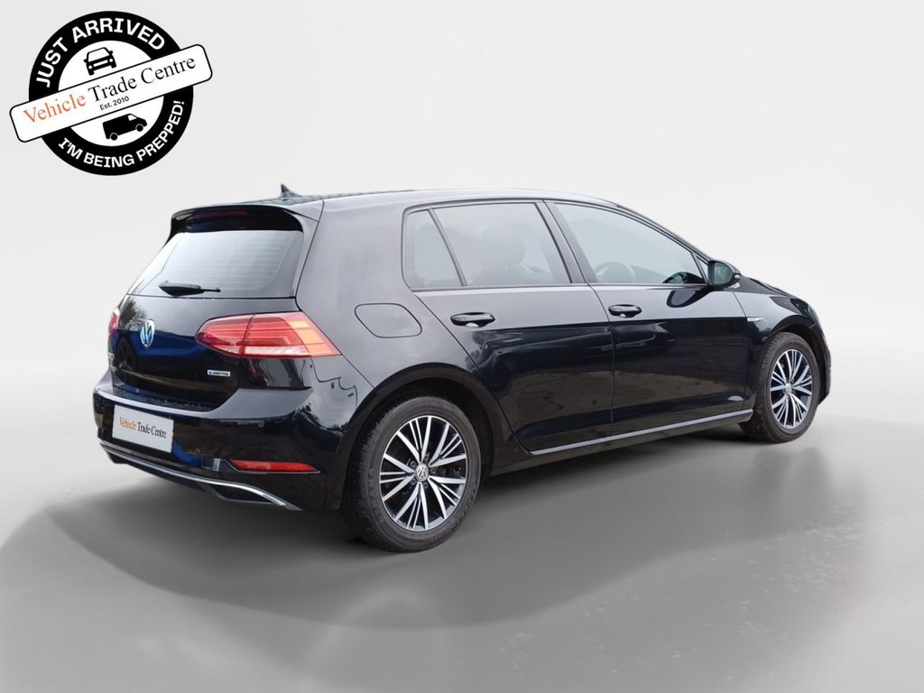 Used Volkswagen Golf 2018 for sale - 78030359: Photo 3