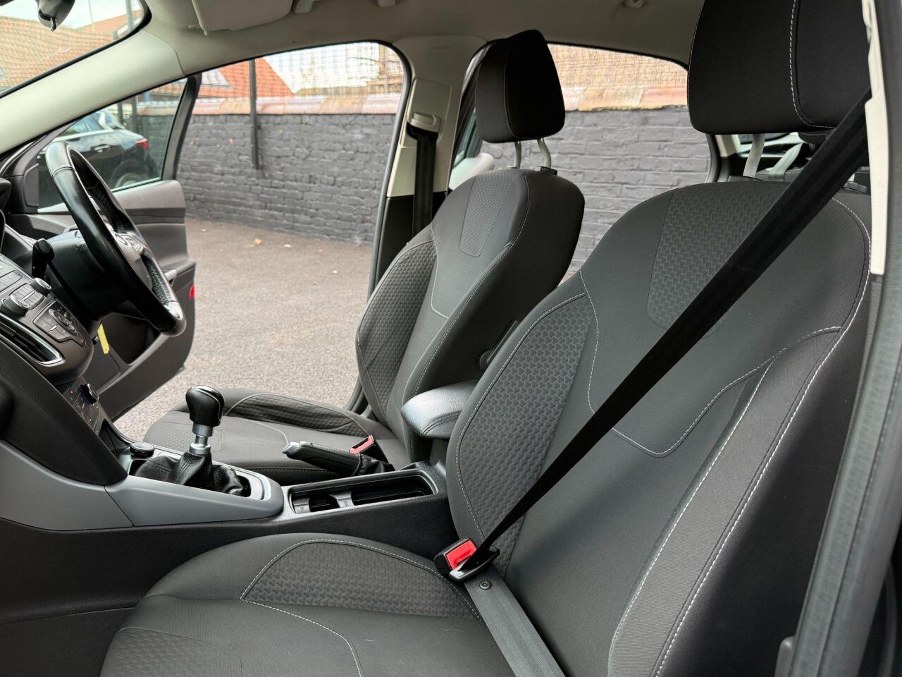 Used Ford Focus 2015 for sale - 76612748: Photo 18