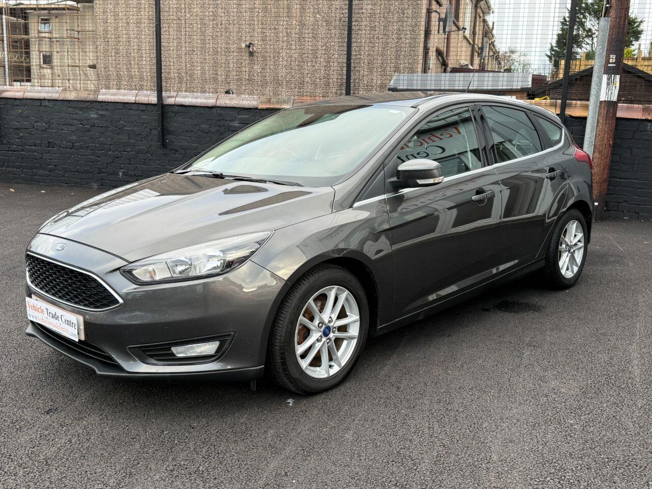 Used Ford Focus 2015 for sale - 76612748: Photo 3
