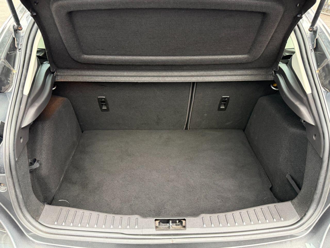 Used Ford Focus 2015 for sale - 76612748: Photo 8