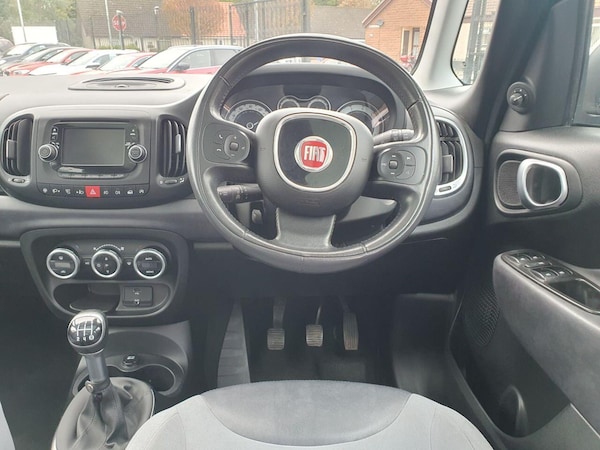 Used Fiat 500L 2014 for sale - 76136930: Photo 9