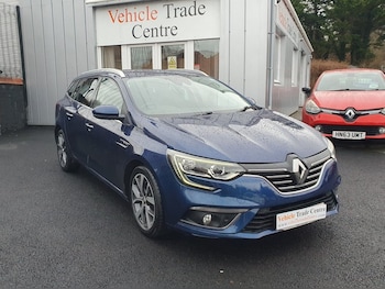 Used Renault Megane 2017 for sale - 77005395: Photo
