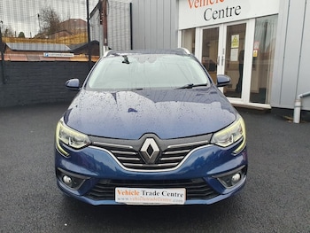 Used Renault Megane 2017 for sale - 77005395: Photo