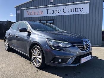 Used Renault Megane 2017 for sale - 75635186: Photo