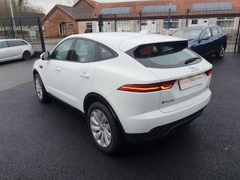 Used Jaguar E-Pace 2018 for sale - 76886611: Photo