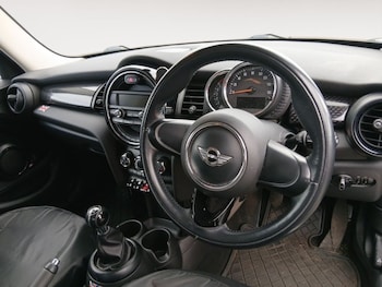 Used MINI Hatch 2017 for sale - 78181396: Photo