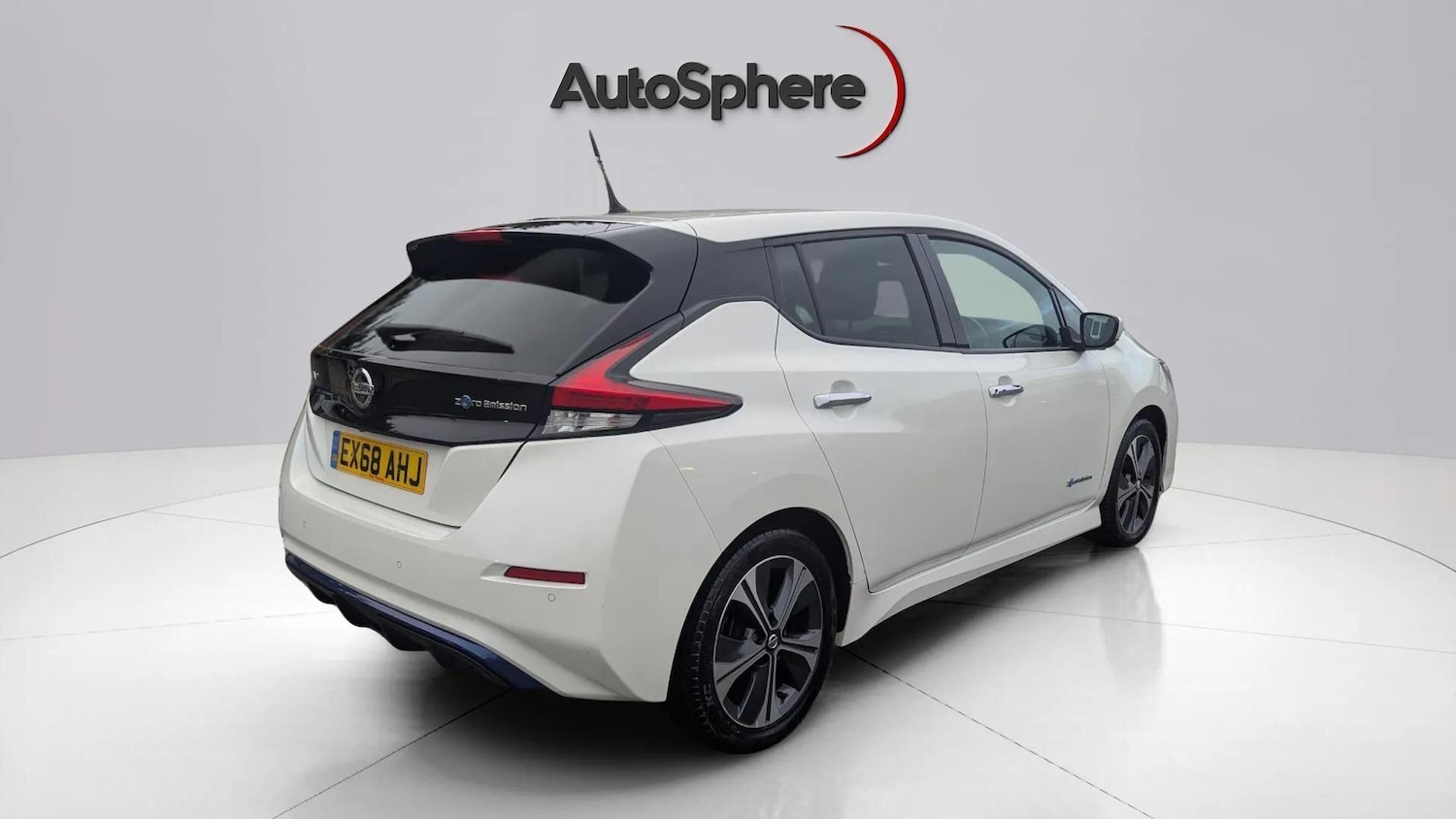 Used Nissan Leaf 2018 for sale - 78087077: Photo 12