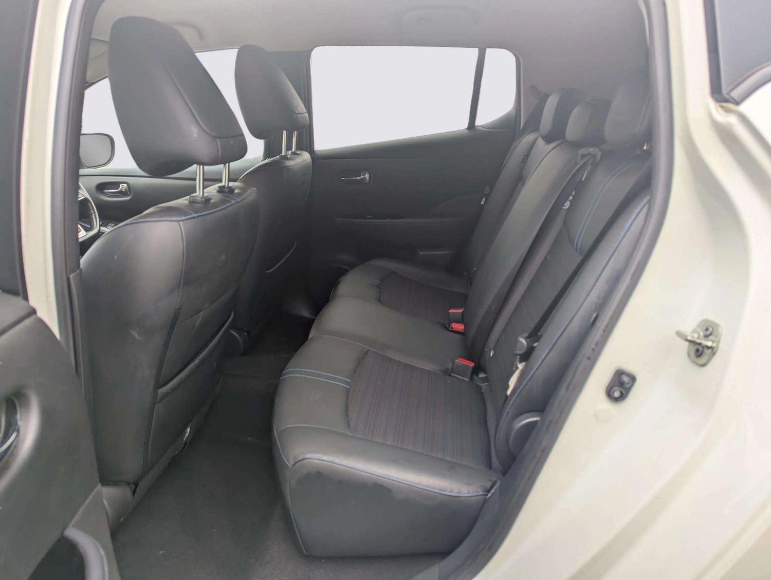 Used Nissan Leaf 2018 for sale - 78087077: Photo 15