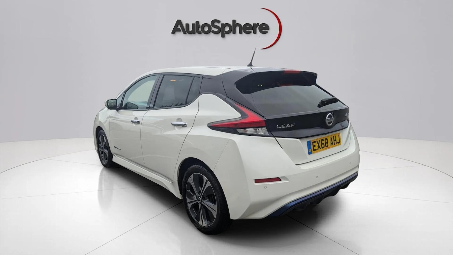 Used Nissan Leaf 2018 for sale - 78087077: Photo 9