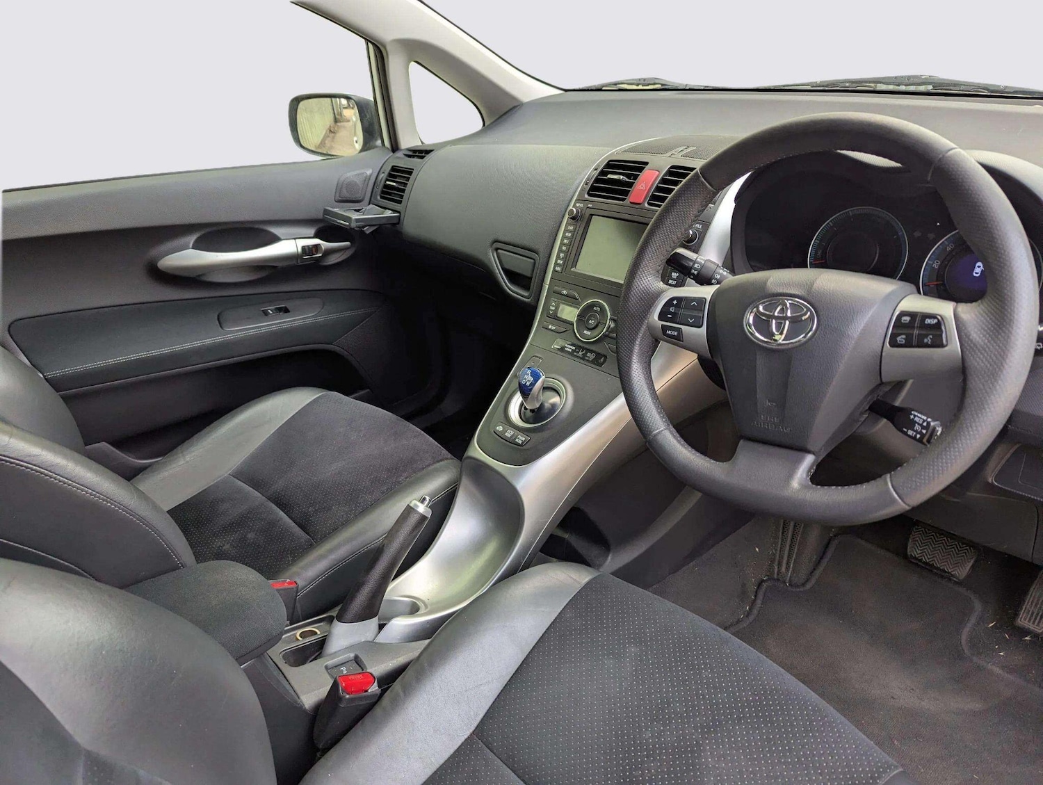 Used Toyota Auris 2011 for sale - 78086130: Photo 10