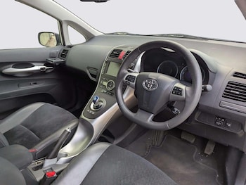 Used Toyota Auris 2011 for sale - 78086130: Photo