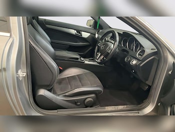 Used Mercedes-Benz C Class 2014 for sale - 78475509: Photo