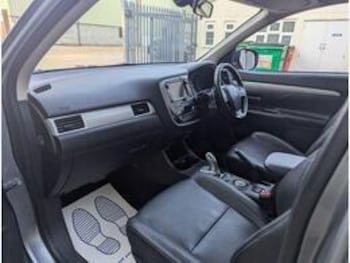 Used Mitsubishi Outlander 2015 for sale - 79212802: Photo