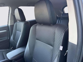 Used Mitsubishi Outlander 2015 for sale - 78260253: Photo