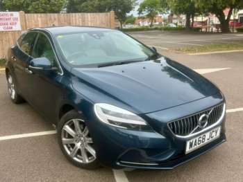 Used Volvo V40 2018 for sale - 75062166: Photo
