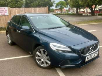 Used Volvo V40 2018 for sale - 75062166: Photo