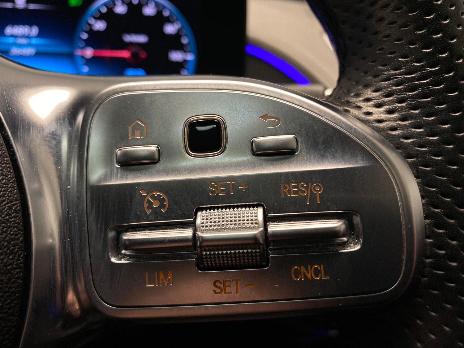 Used Mercedes-Benz EQC 2021 for sale - 77946698: Photo 20