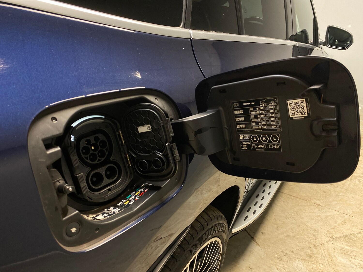 Used Mercedes-Benz EQC 2021 for sale - 77946698: Photo 30