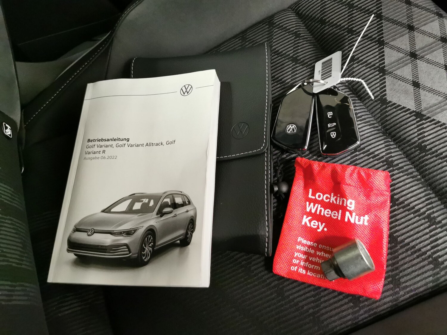 Used Volkswagen Golf for sale - 77810623: Photo 28