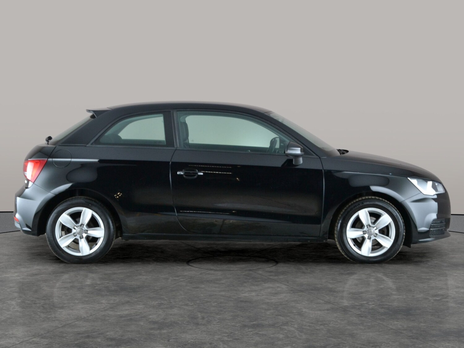 Used Audi A1 for sale - 77350886: Photo 8