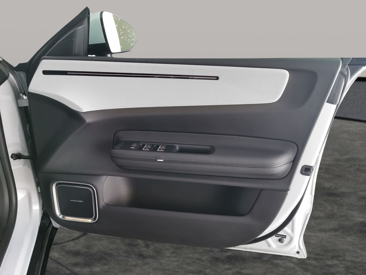 Used Polestar Polestar 4 2025 for sale - 77934703: Photo 34