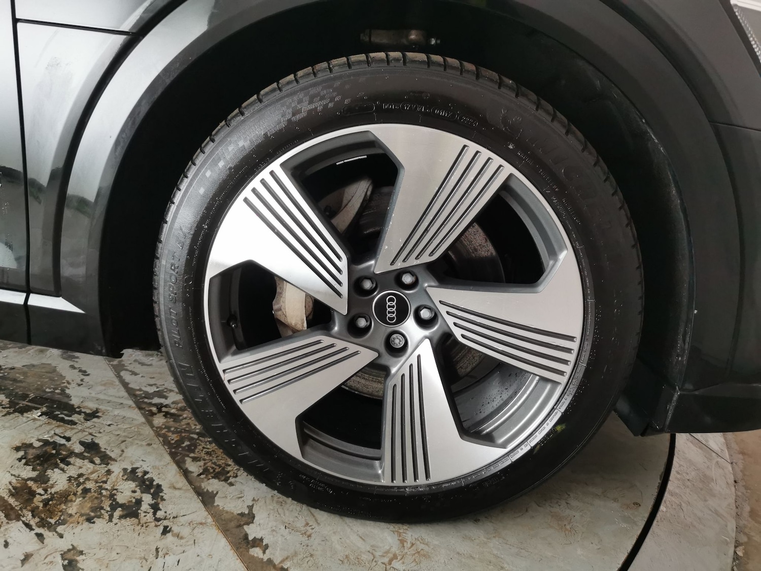 Used Audi e-tron 2021 for sale - 77420751: Photo 29