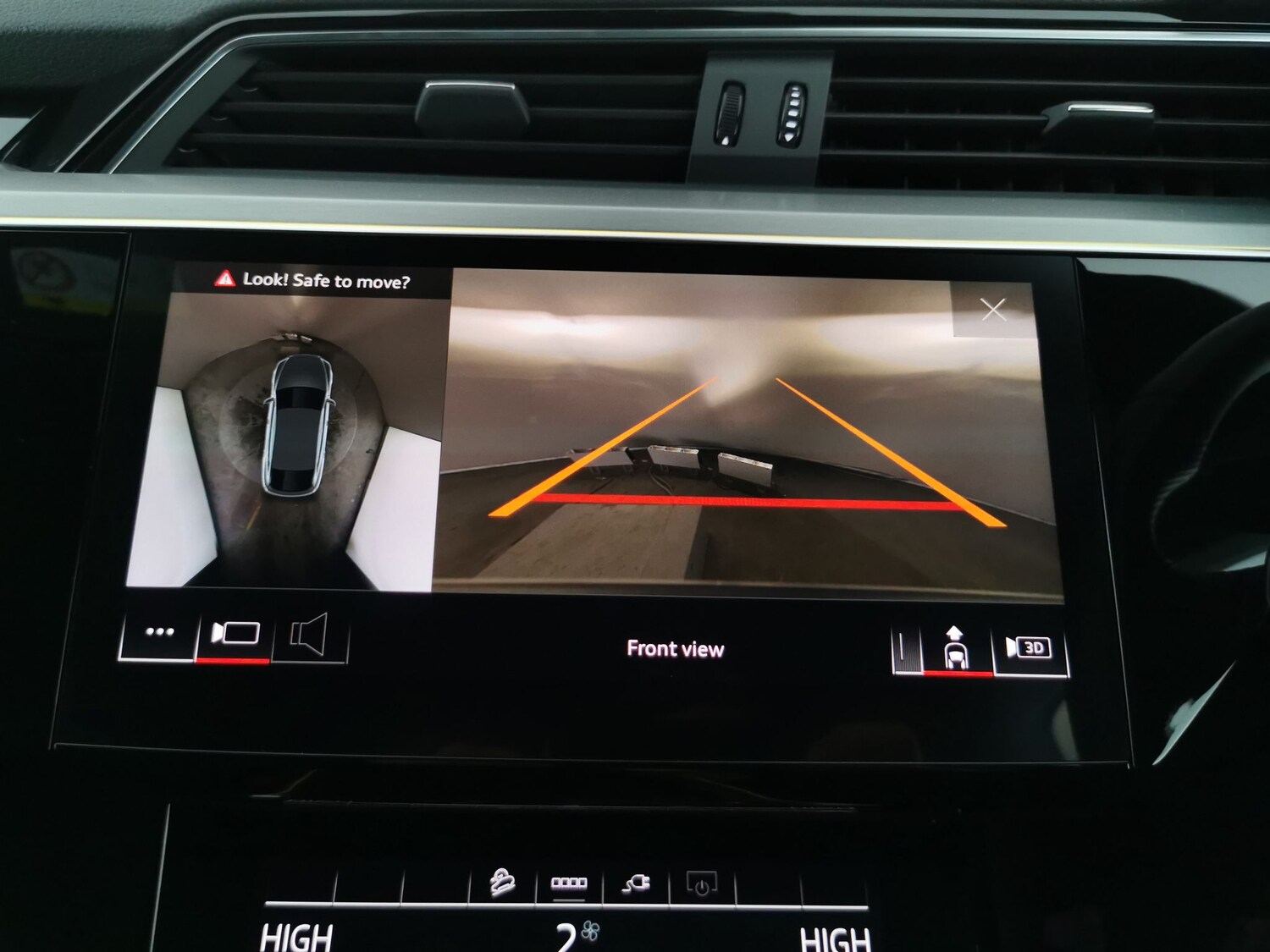 Used Audi e-tron 2021 for sale - 77420751: Photo 7