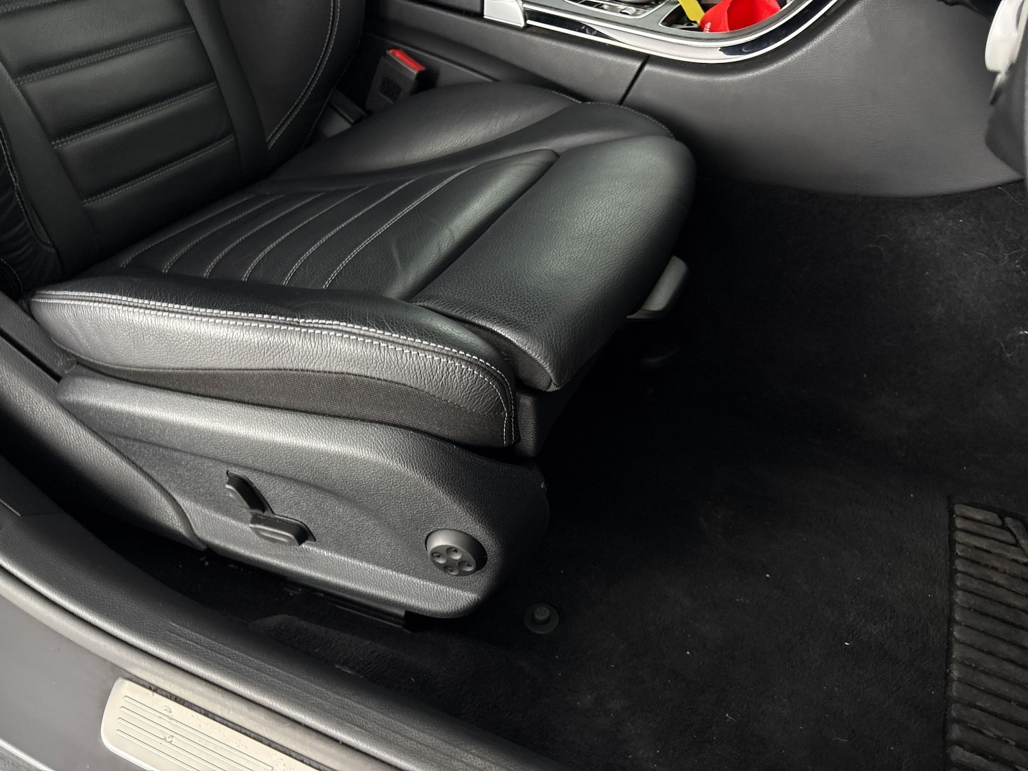 Used Mercedes-Benz C Class 2021 for sale - 77170840: Photo 26