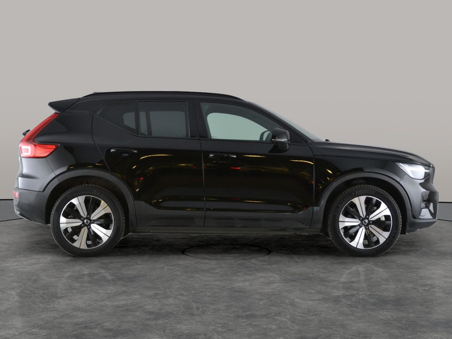 Used Volvo XC40 2023 for sale - 78015042: Photo 10