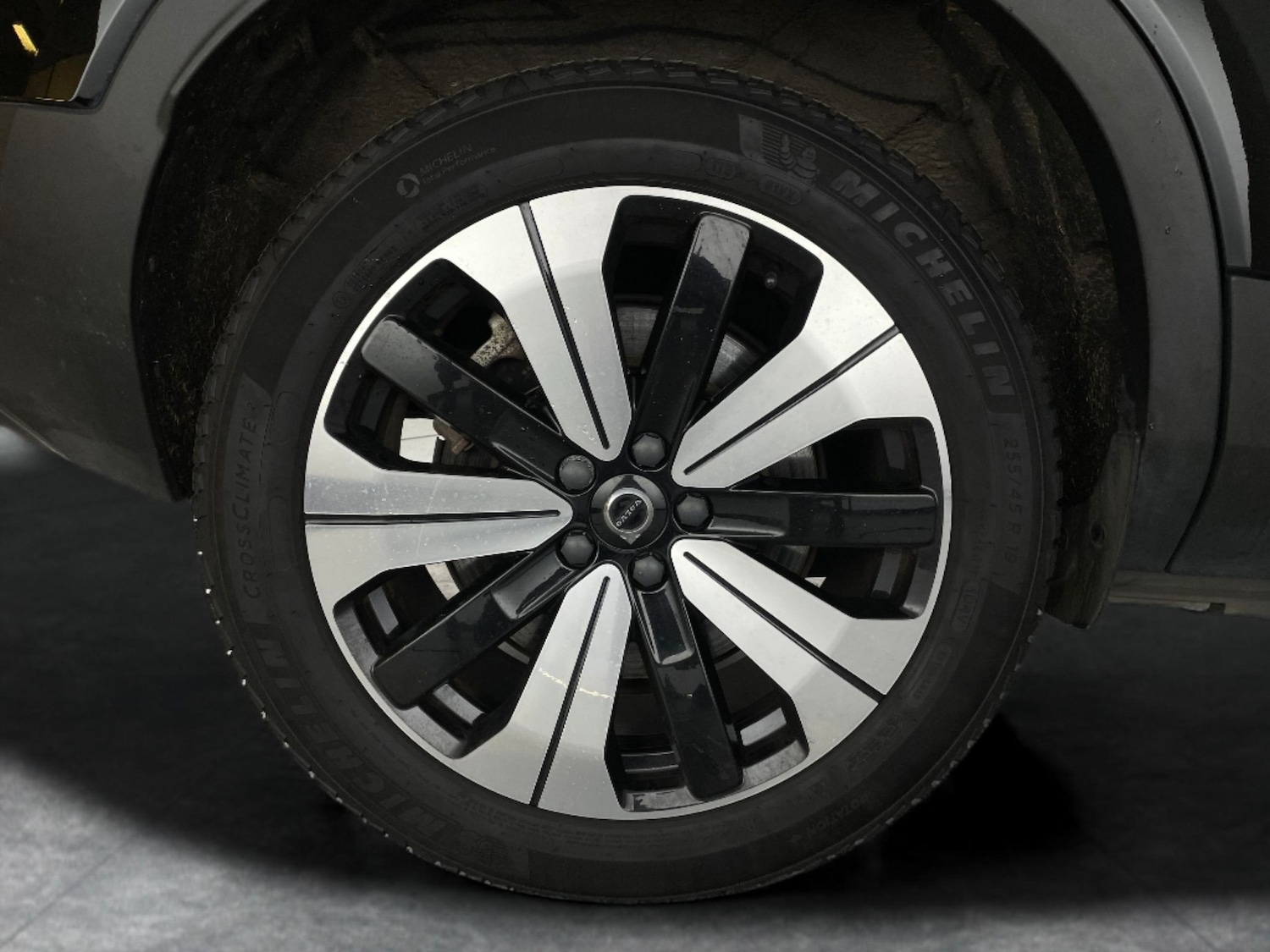 Used Volvo XC40 2023 for sale - 78015042: Photo 24